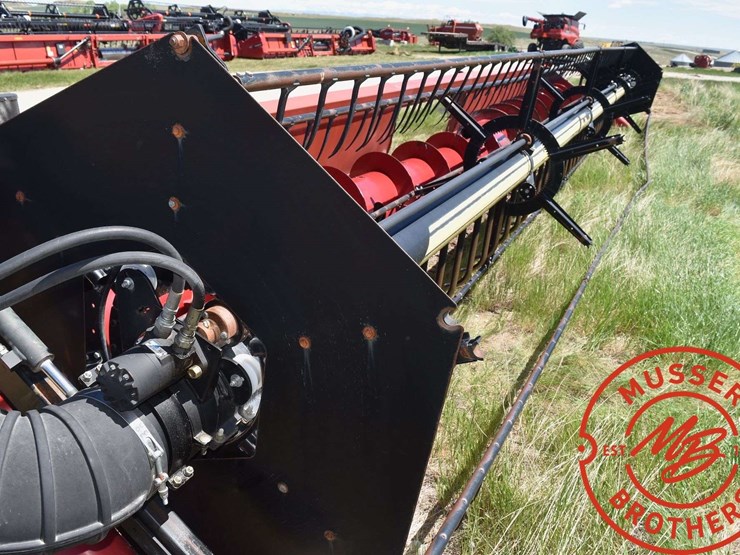 2011-case-ih-3020-image-25