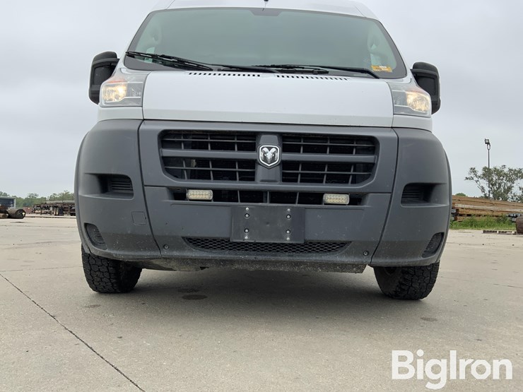 2017-dodge-2500-image-9
