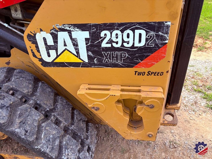 2018-caterpillar-299d2-xhp-image-23