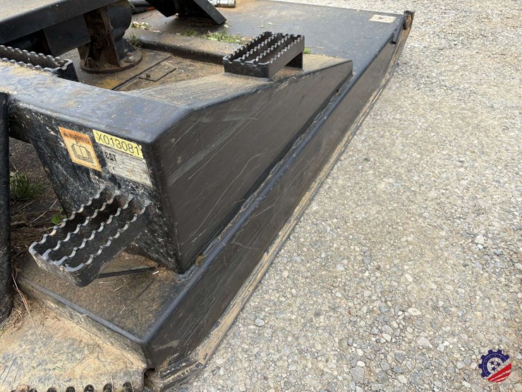 cat-br172-72"-brush-cutter-attachment-image-16