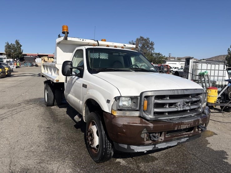 2002-ford-f550-image-2