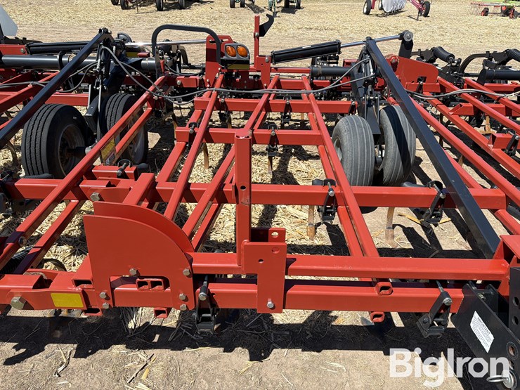 2016-case-ih-200-image-14