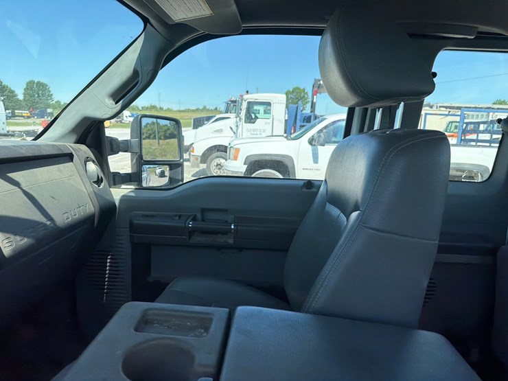2011-ford-f250-xl-image-16