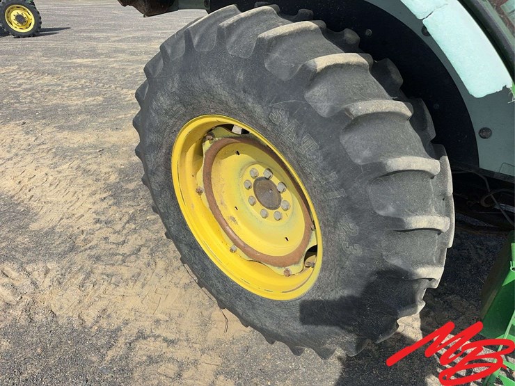 2003-john-deere-5520-image-11