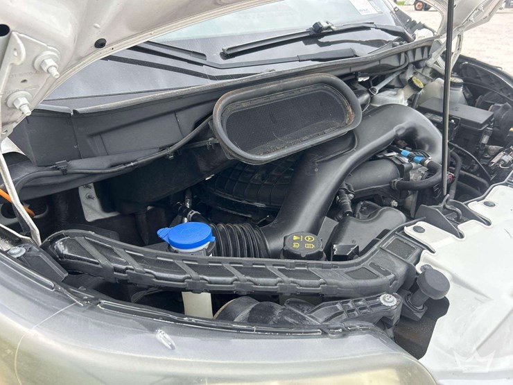 2016-ford-transit-image-9