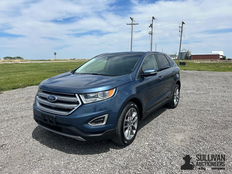 2018-ford-edge-titanium-image-1
