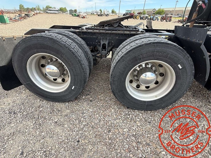 2020-kenworth-t680-image-20