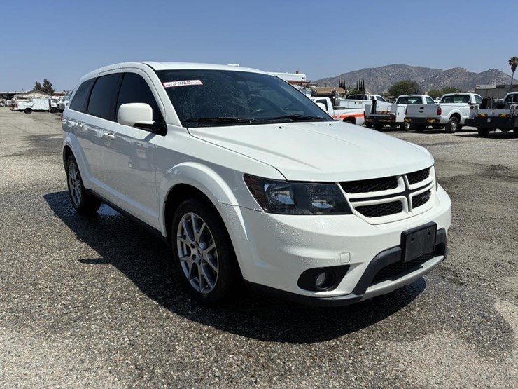 2018-dodge-journey-image-2