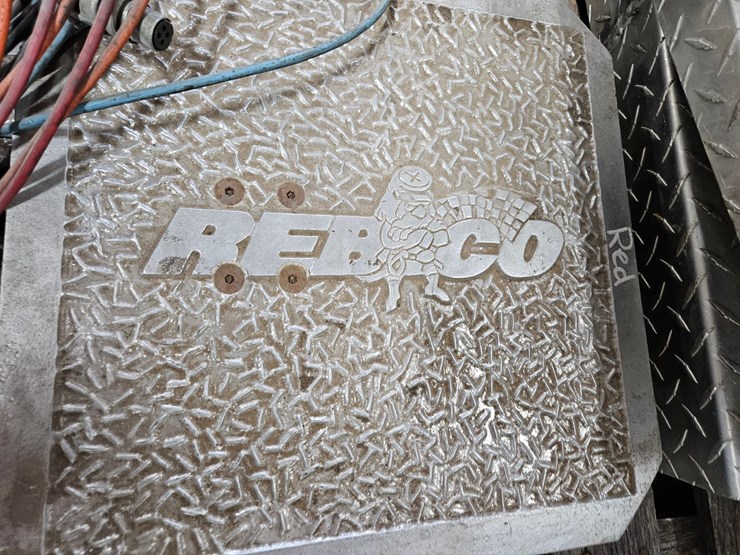 #6208-•-rebco-race-car-scale-image-4