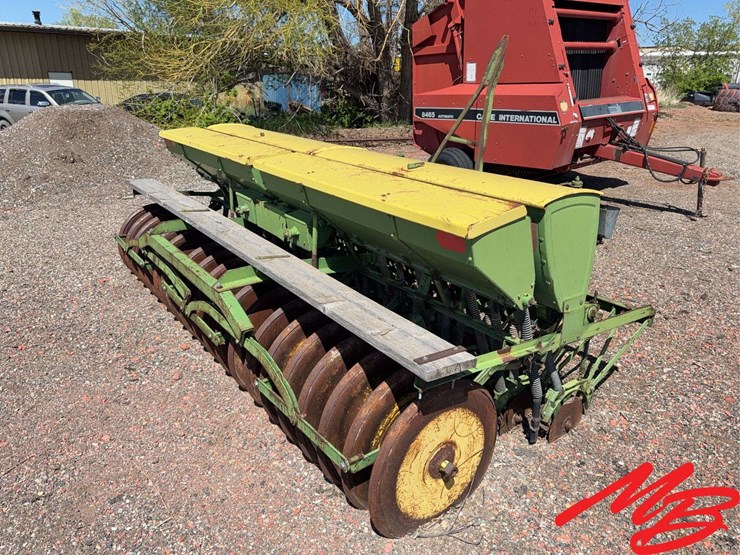 john-deere-11-image-5