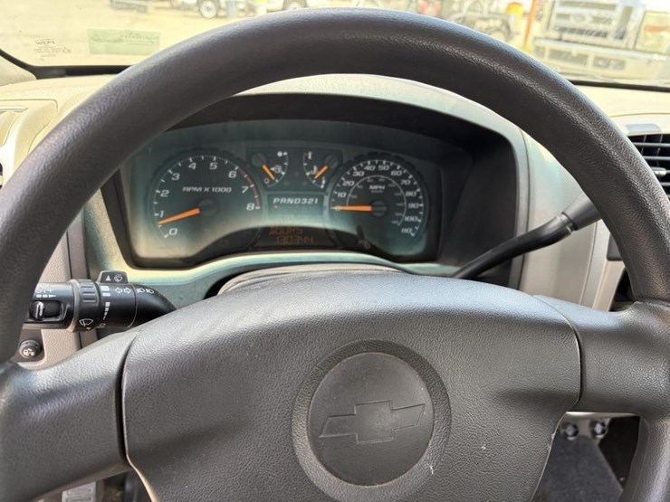 2008-chevrolet-colorado-image-16