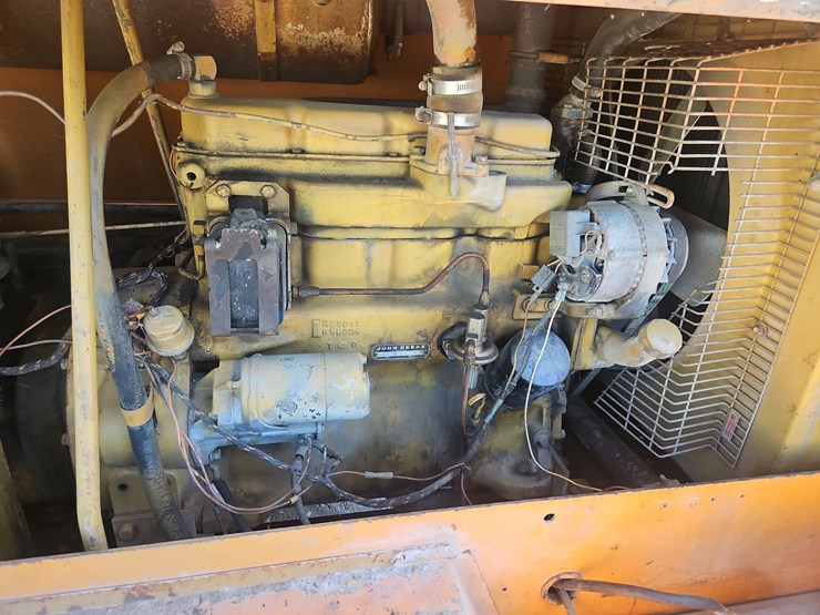 1981-joy-tow-behind-air-compressor-image-10