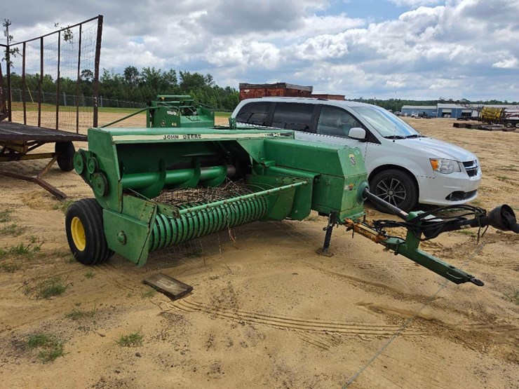 john-deere-348-image-4