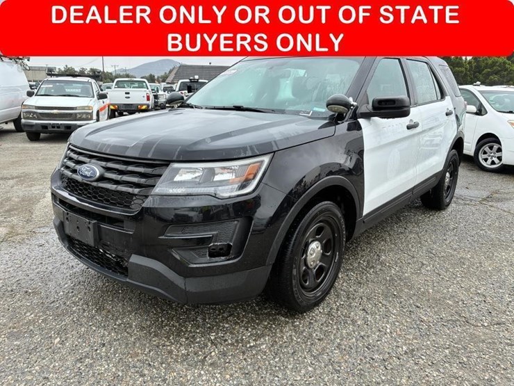 2019-ford-explorer-police-interceptor-image-1