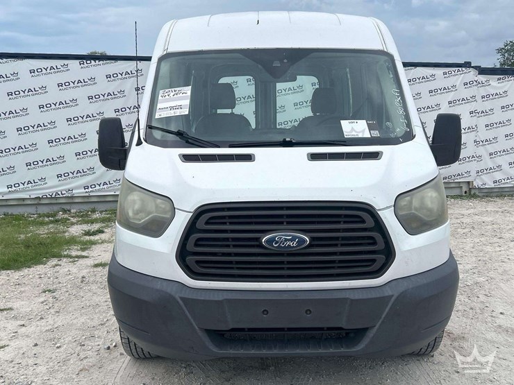 2016-ford-transit-image-29