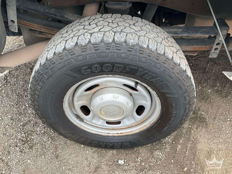 2013-ford-f250-image-27