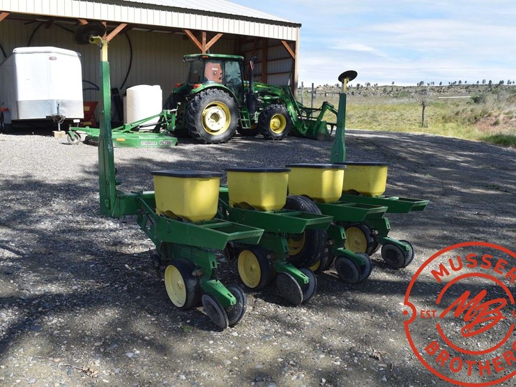 john-deere-30-image-8