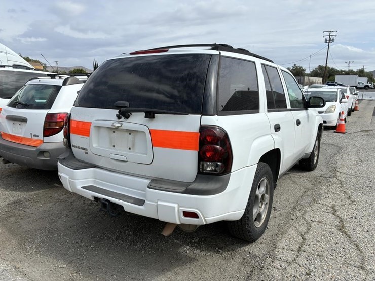 2007-chevrolet-trailblazer-image-3