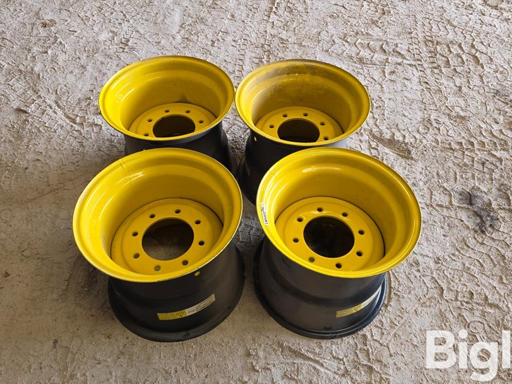 john-deere-16-image-2