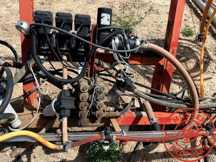 60'-spray-booms-image-5