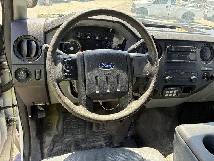 2011-ford-f250-sd-image-14