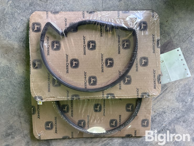 john-deere-planter-vacuum-seals/closing-wheel-assembly/bracket/opening-shank/down-psi-air-compressor-image-10