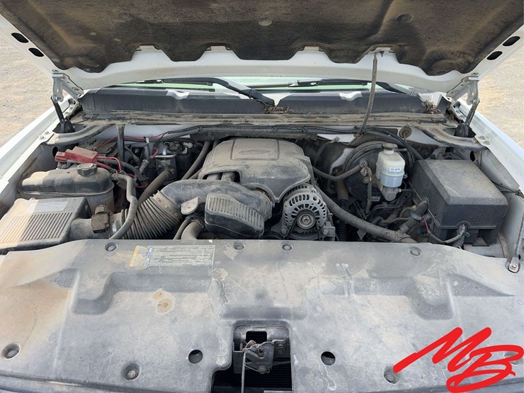 2010-chevrolet-silverado-1500-image-25