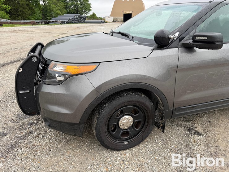 2015-ford-explorer-police-interceptor-image-16