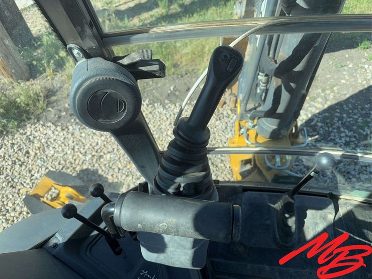 2023-deere-310sl-image-56