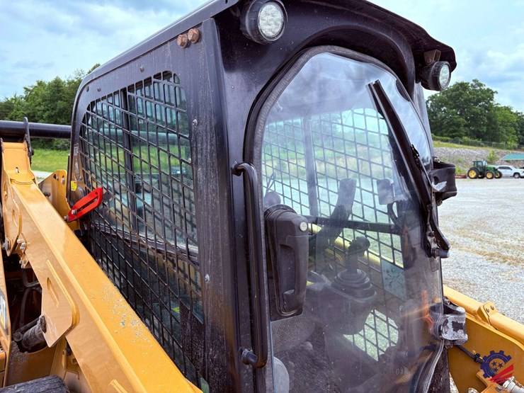 2018-cat-259-skid-steer-image-45