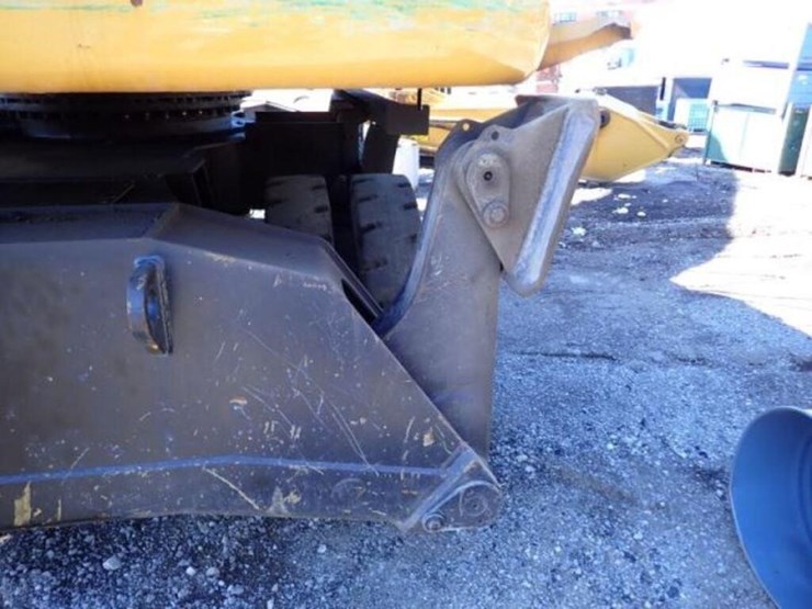 2008-caterpillar-m325d-mh-image-36