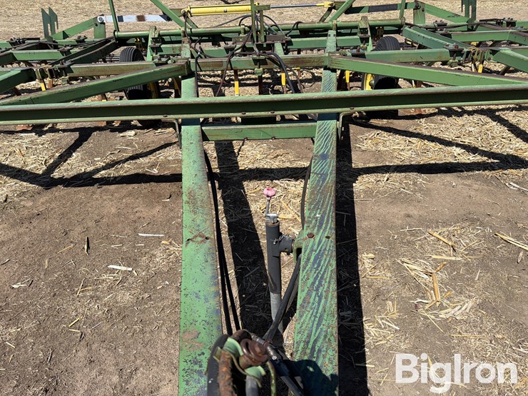 john-deere-36-image-9