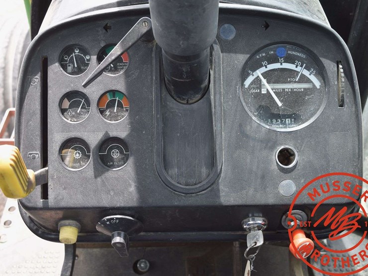 1979-john-deere-4440-image-39