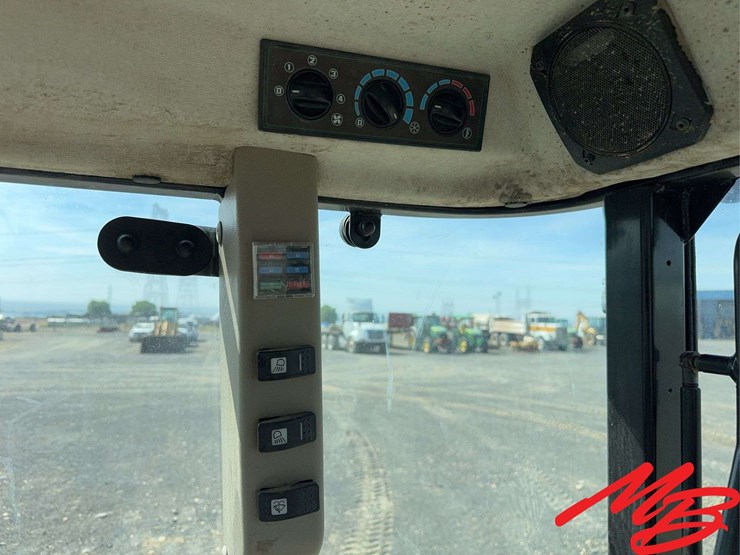 2018-john-deere-2018-image-32
