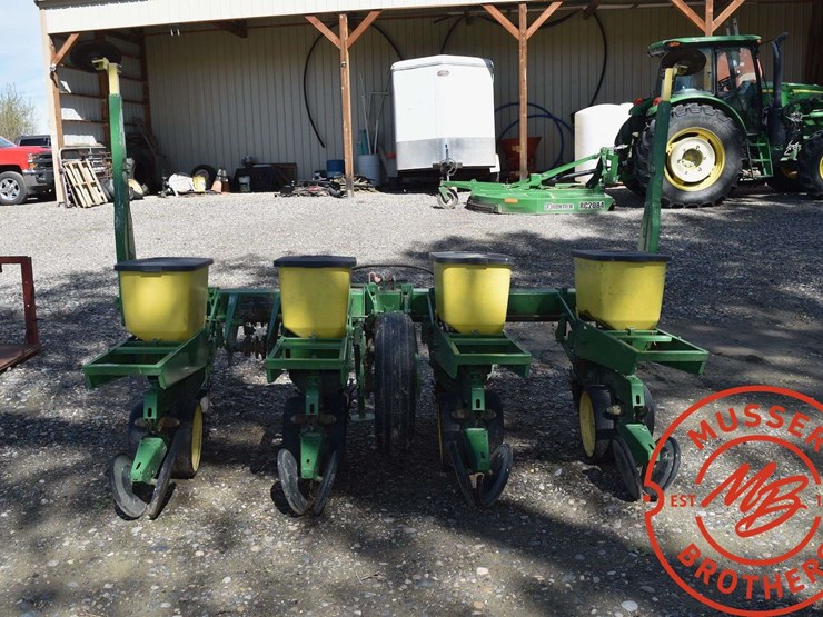 john-deere-30-image-7