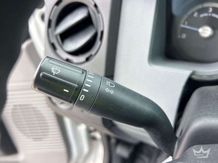 2016-ford-f550-image-14