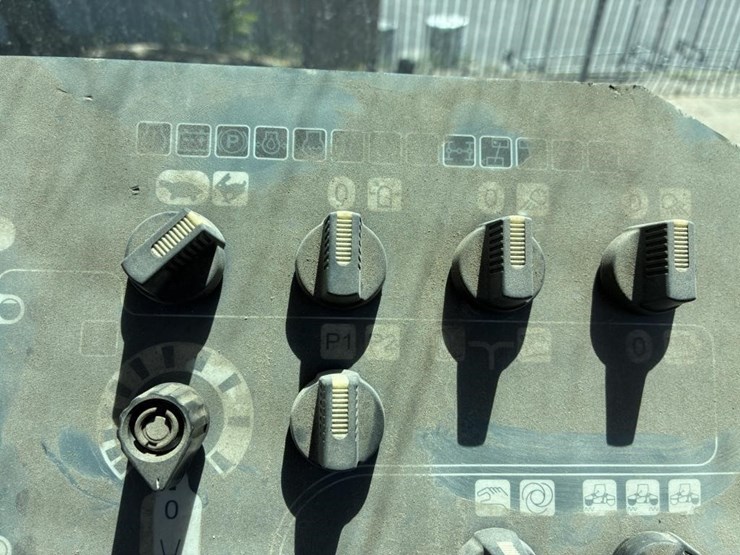 2012-hamm-hd110hv-image-18
