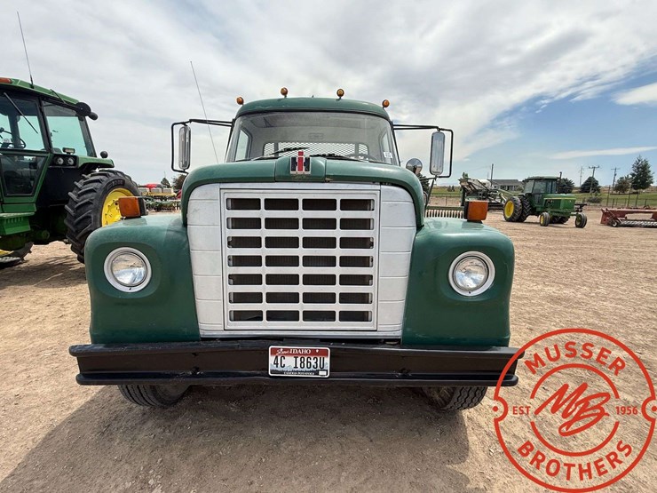 1973-international-loadstar-image-2