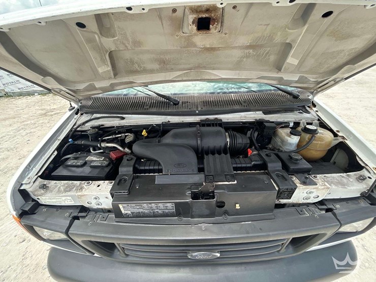 2007-ford-cargo-image-7