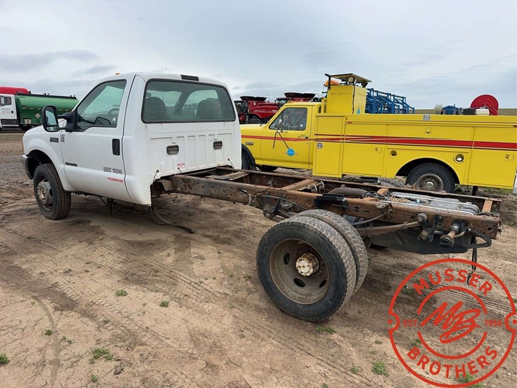1999-ford-f550-image-2