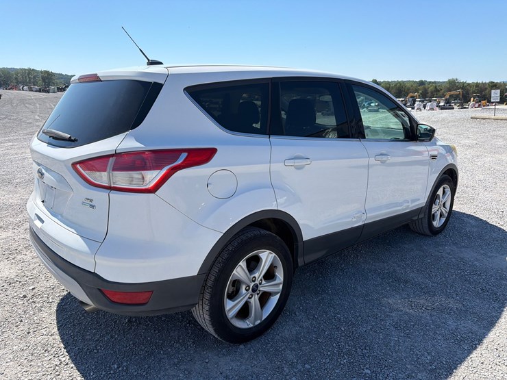 2014-ford-escape-se-image-4