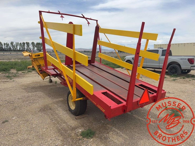 new-holland-1002-image-7