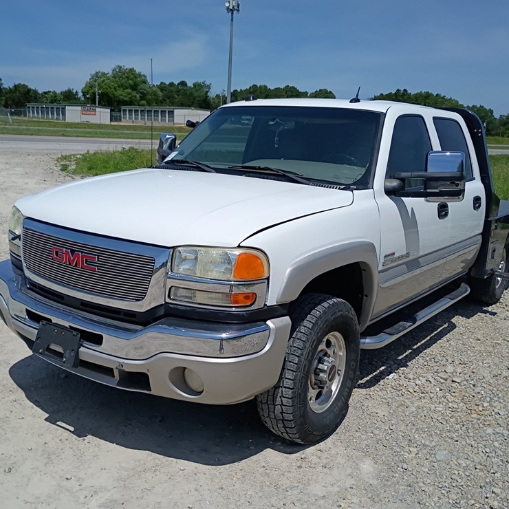 2005 GMC SIERRA 2500