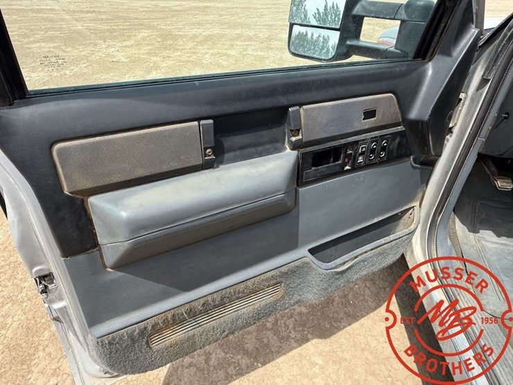 1989-chevrolet-2500-image-20