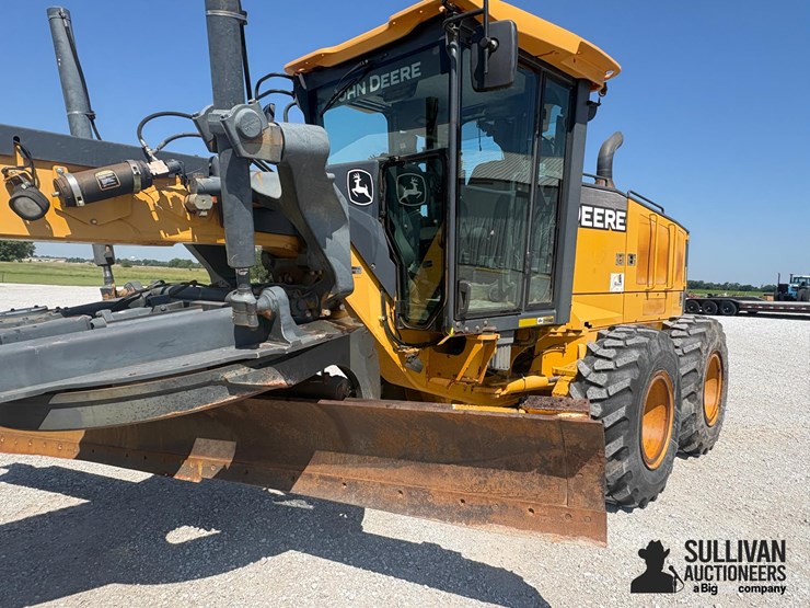 2012-deere-672gp-image-18