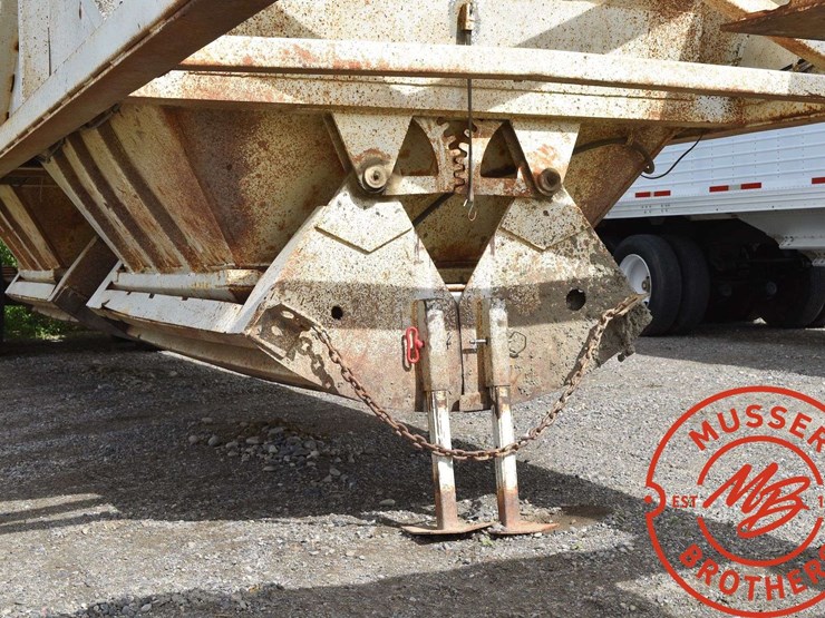 1980-clement-dump-trailer-image-38