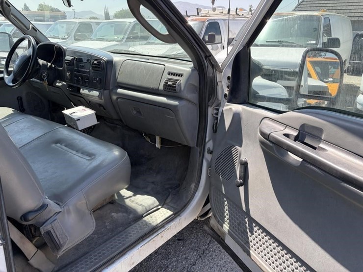 2007-ford-f350-image-12