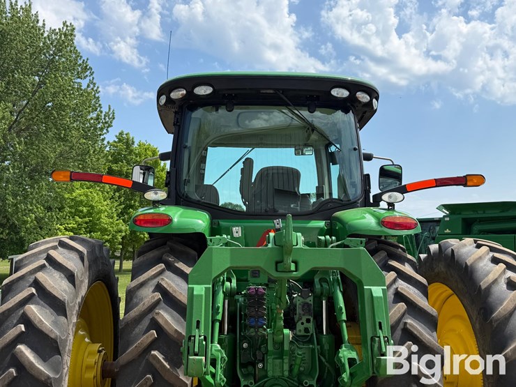 2012-john-deere-8285r-image-15