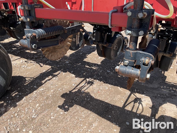 case-ih-1200-image-16
