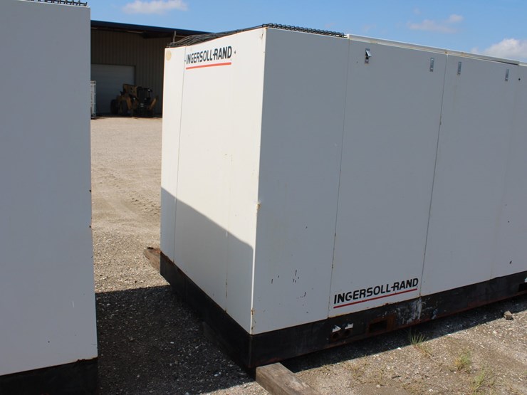 #1016-•-1993-ingersoll-rand-rotary-screw-ssr-ep200-air-compressor-image-4